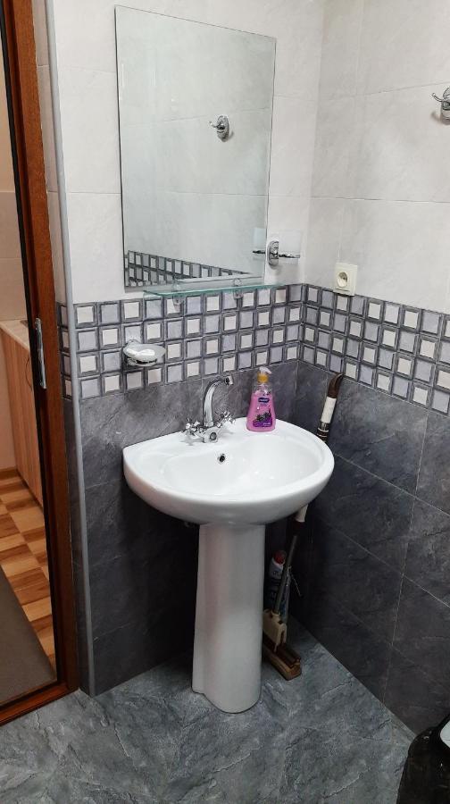 Hotel Central Κουτάισι Εξωτερικό φωτογραφία