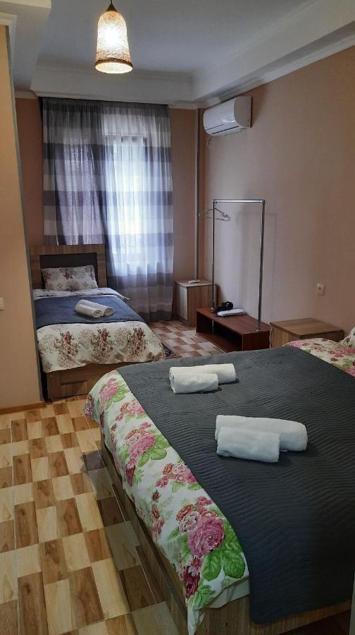 Hotel Central Κουτάισι Εξωτερικό φωτογραφία