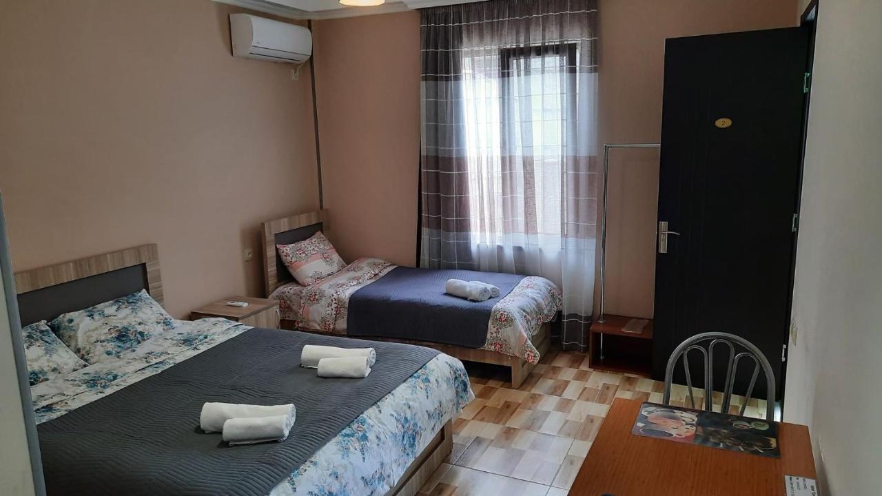 Hotel Central Κουτάισι Εξωτερικό φωτογραφία